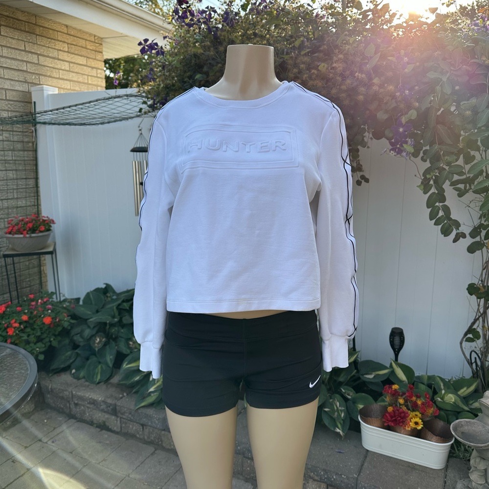Hunter for Target white sport sweater size M